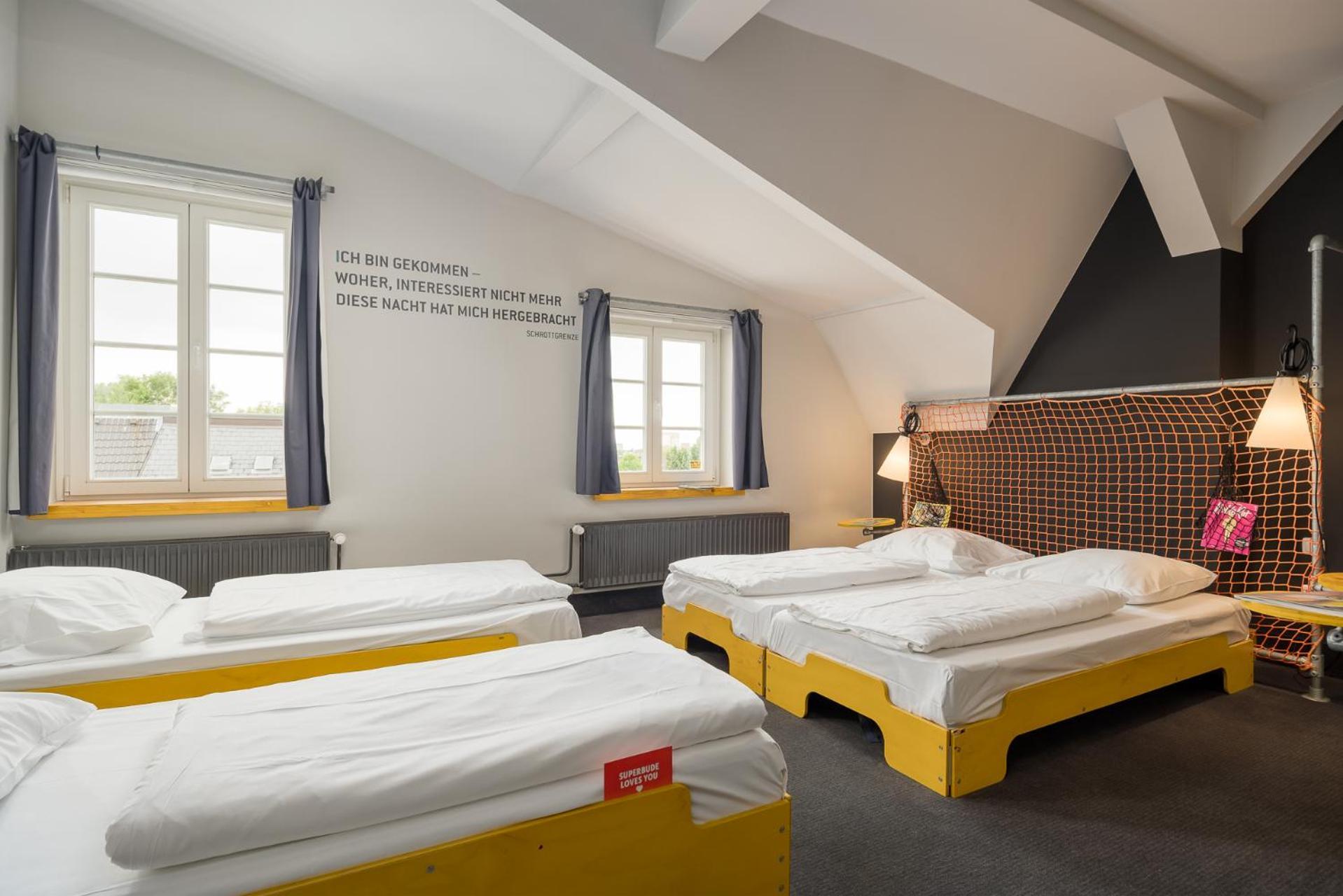 Superbude Hamburg St Pauli 部屋 写真